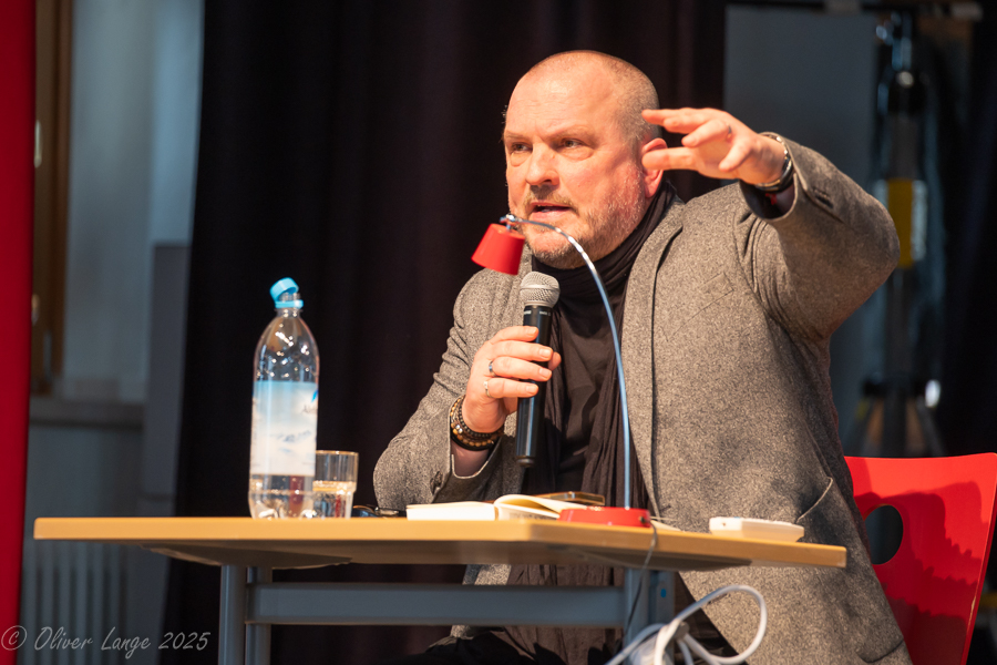 Tim Pröse an der ASS: Mehr als nur eine Lesung