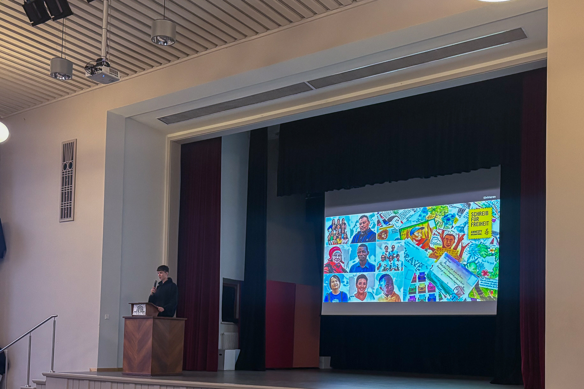 Feier zum Tag der Menschenrechte an der ASS